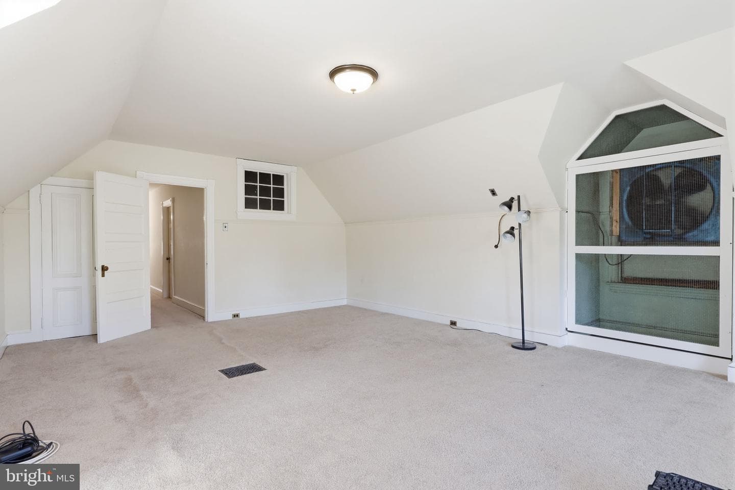 7404 Mountain photo 62