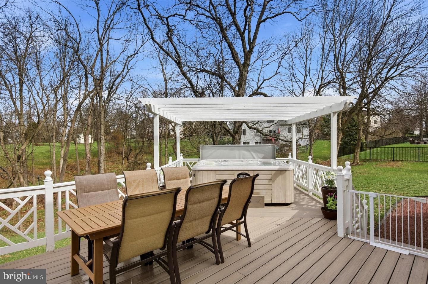495 Reginald Lane photo 31