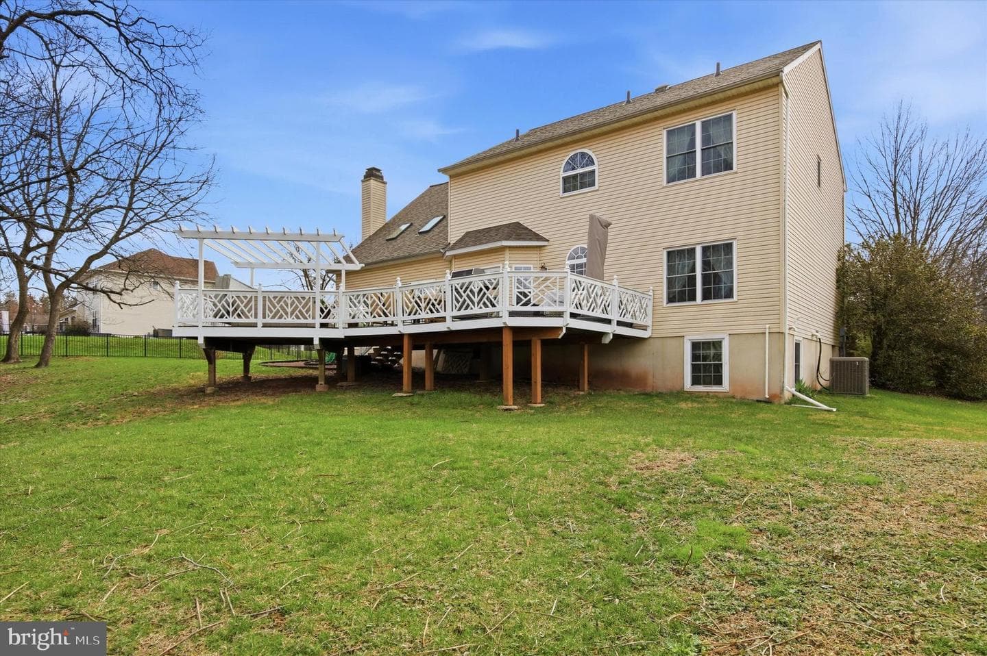 495 Reginald Lane photo 35
