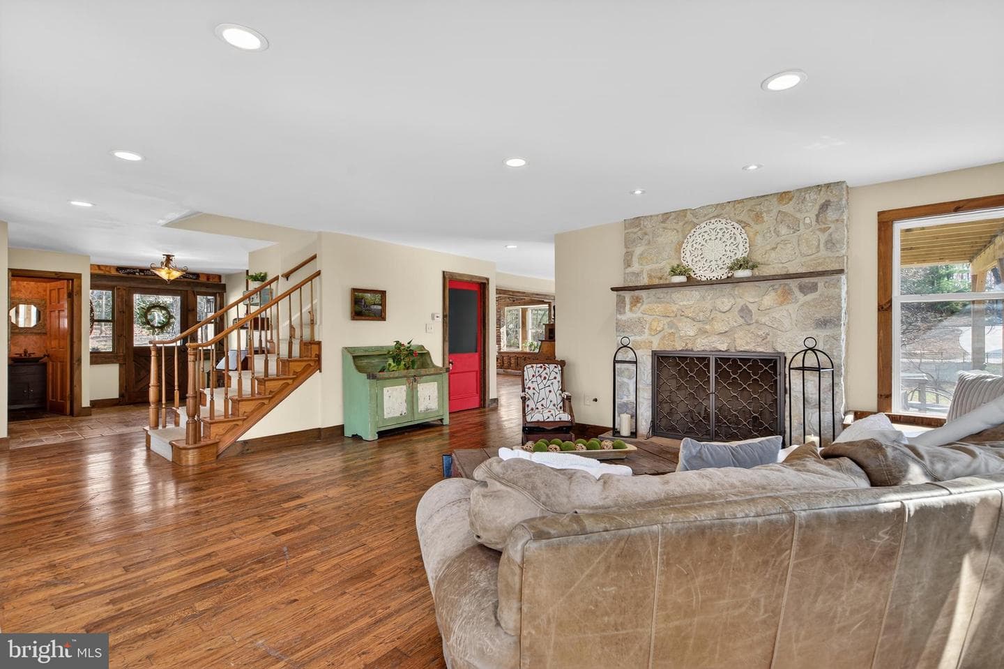 720 Hobbs Road photo 24