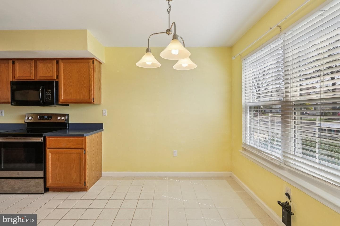 6200 Rolling Hill Drive photo 12