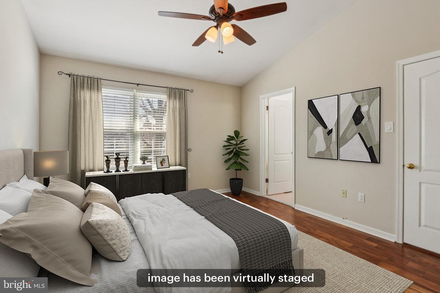 6200 Rolling Hill Drive photo 19