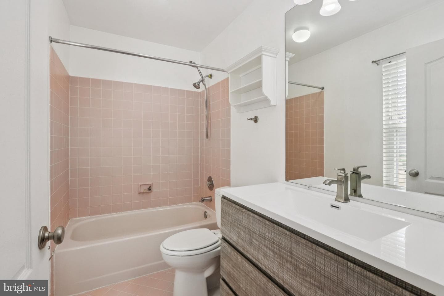 6200 Rolling Hill Drive photo 21