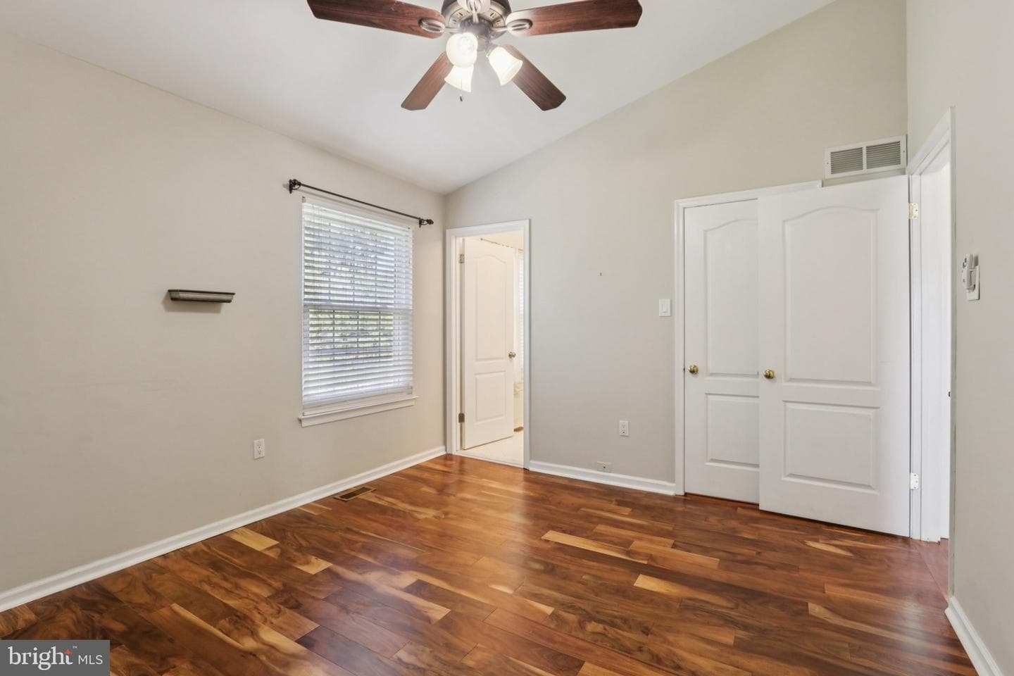 6200 Rolling Hill Drive photo 23
