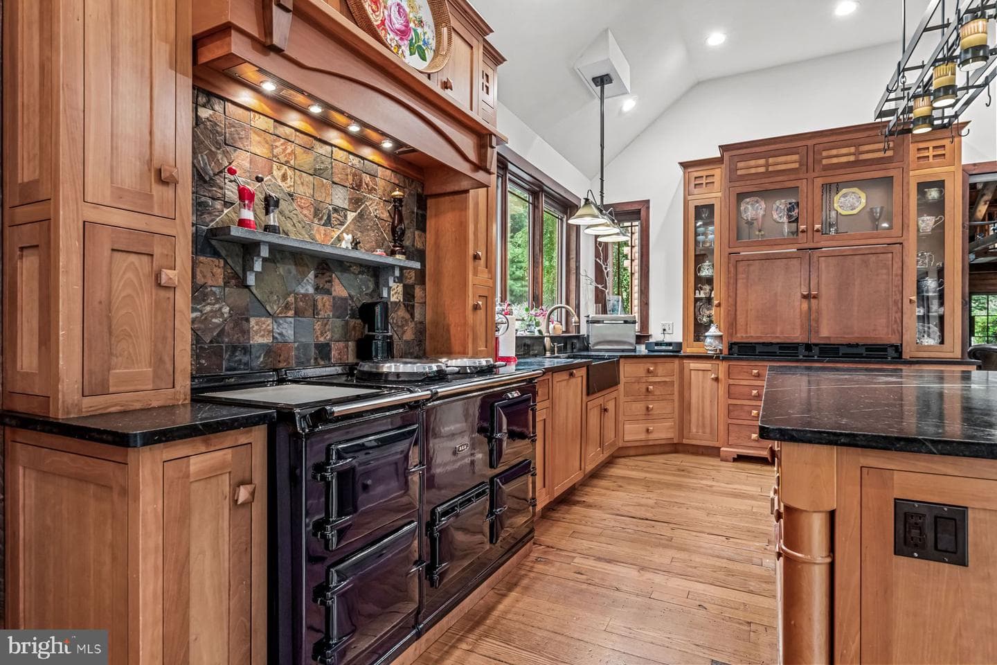 1408 Rene Road photo 23