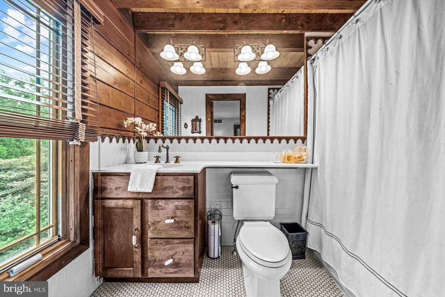 1408 Rene Road photo 48