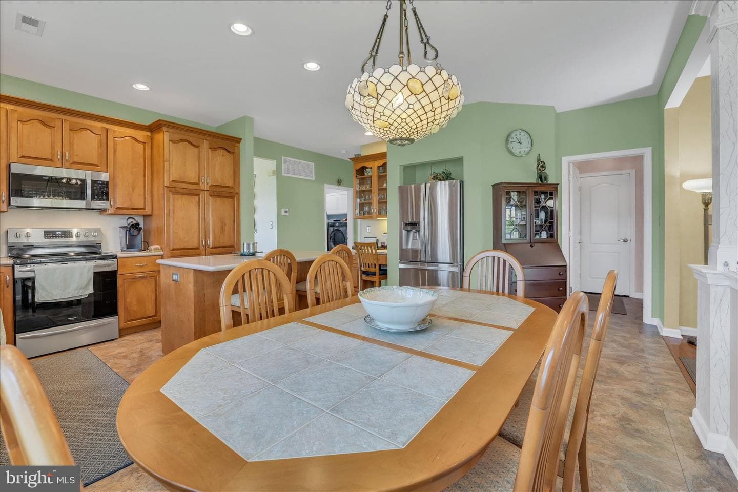 300 Westminster Lane photo 16