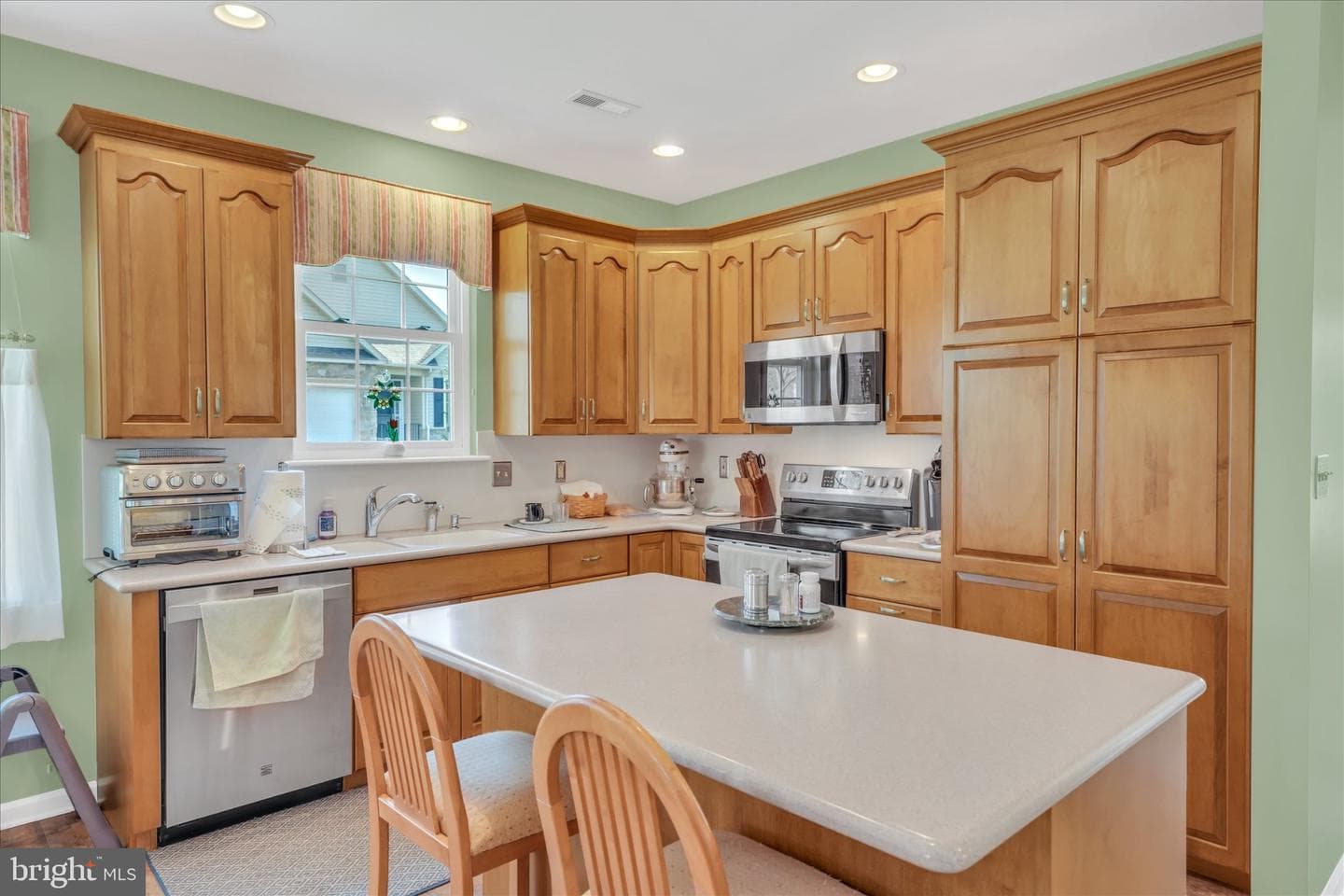 300 Westminster Lane photo 19