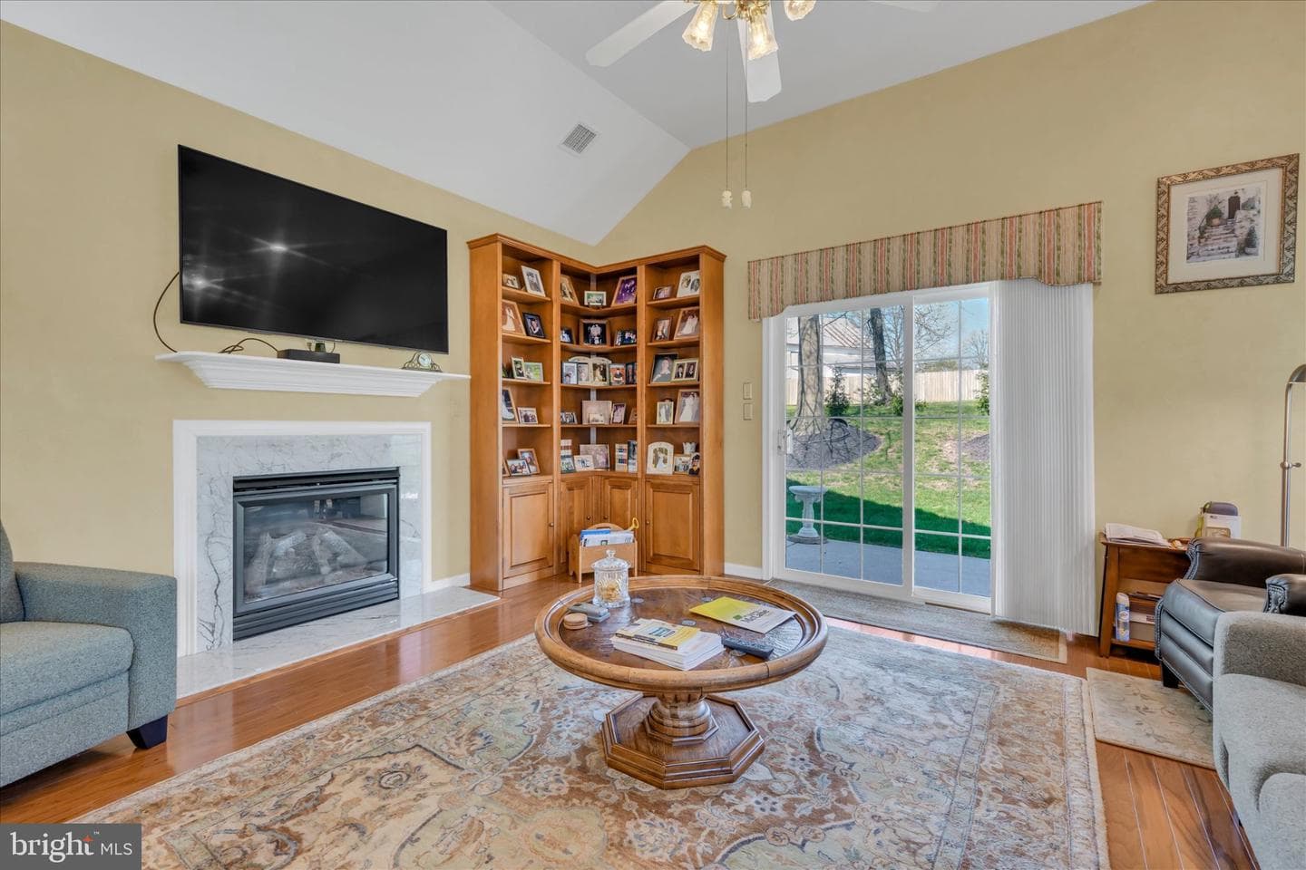300 Westminster Lane photo 20