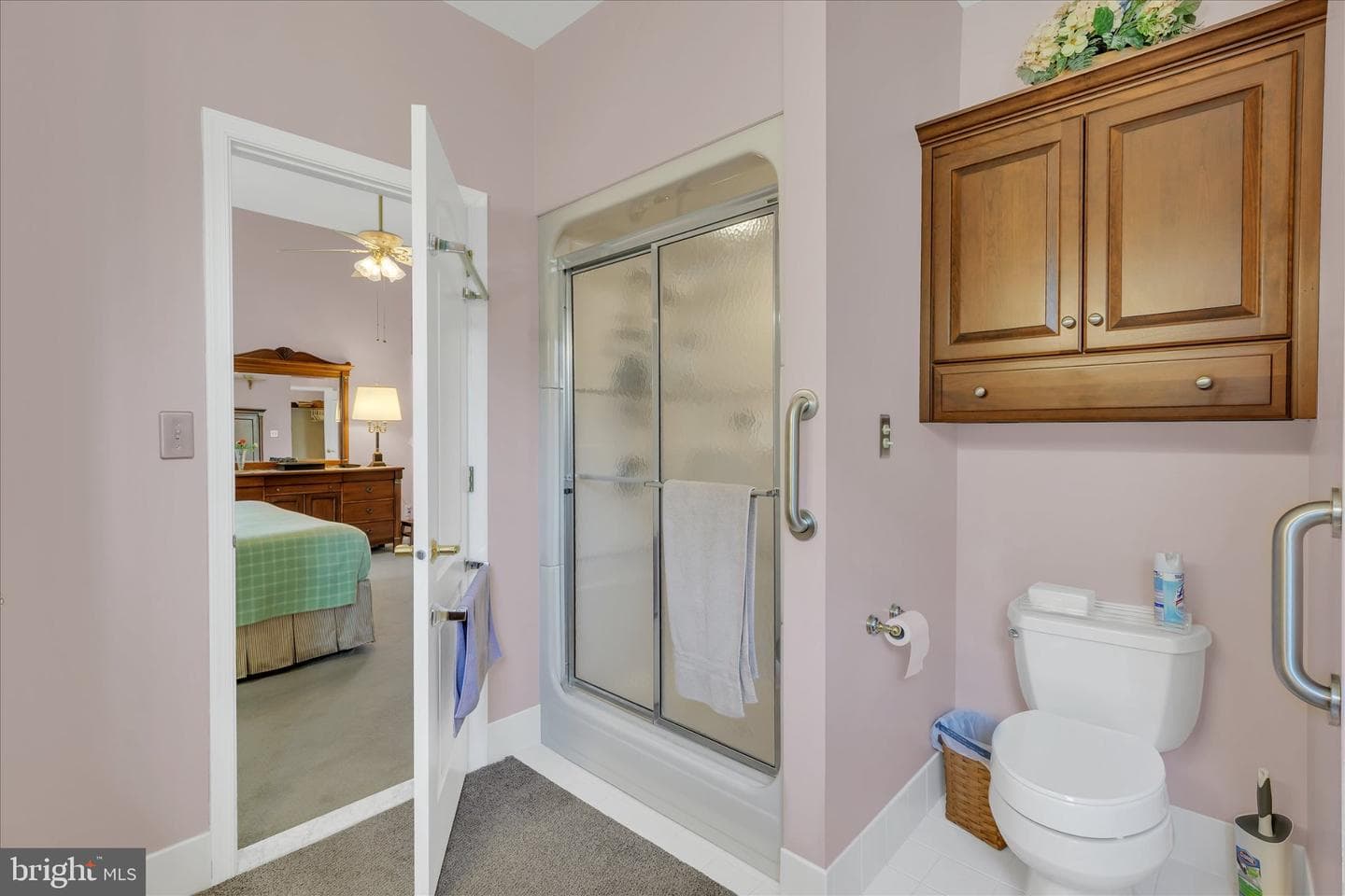 300 Westminster Lane photo 29