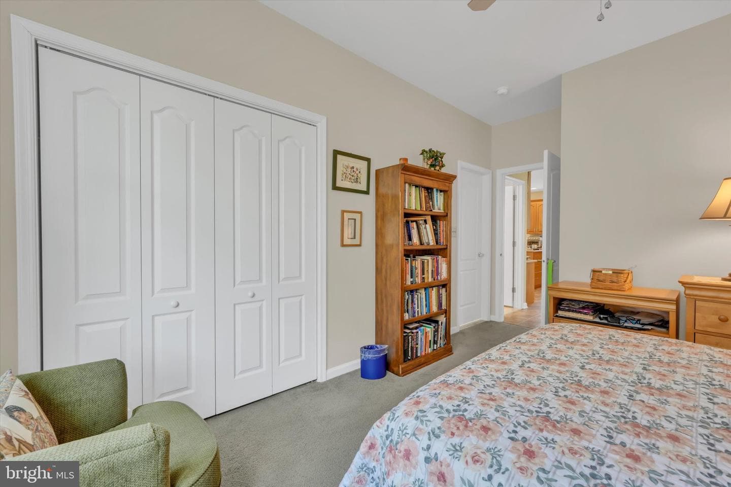 300 Westminster Lane photo 31