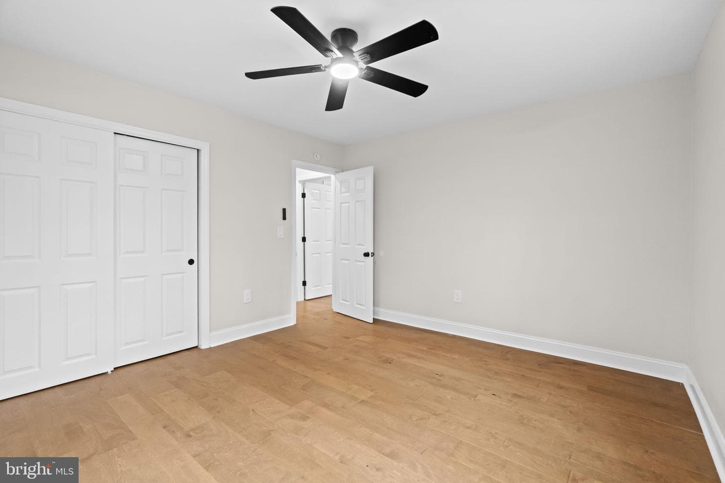 971 Stevens Lane photo 40