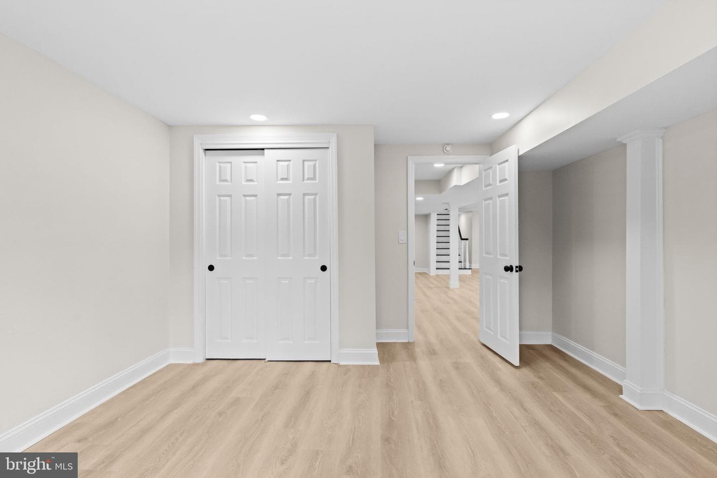 971 Stevens Lane photo 47