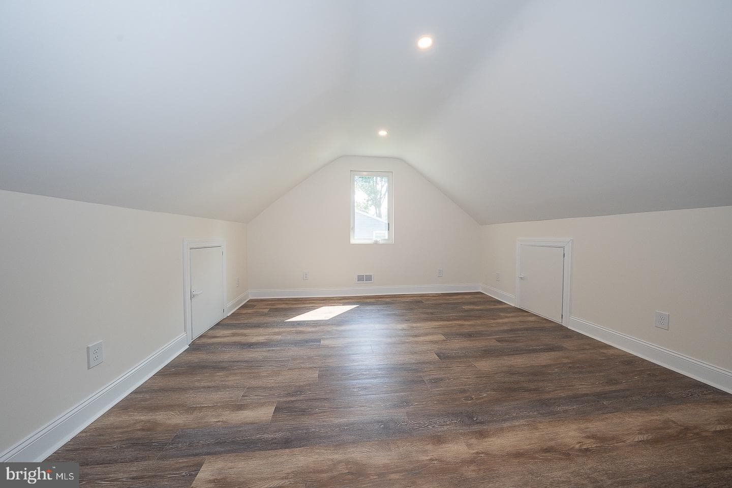 503 Poplar Road photo 39
