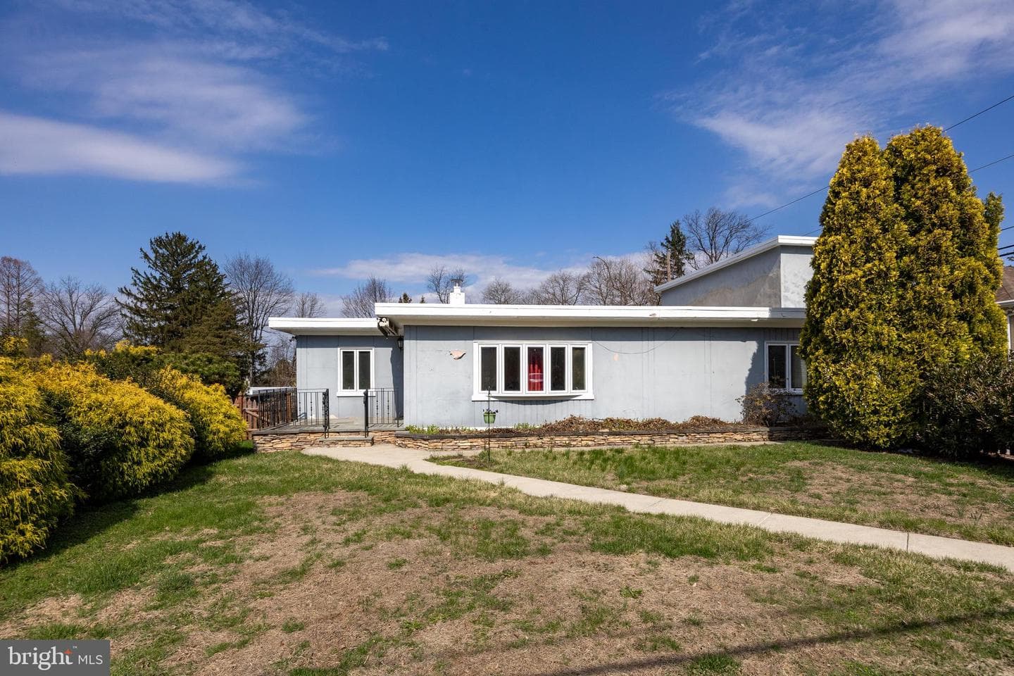 8101 Douglas Road photo 35