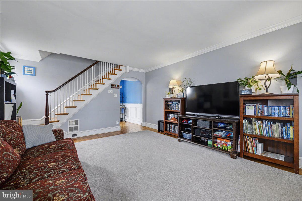 630 N Evans Street photo 11
