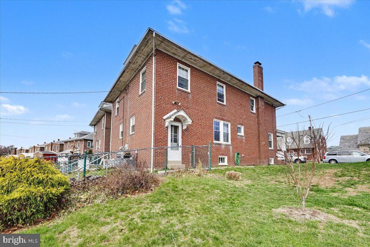 630 N Evans Street photo 30