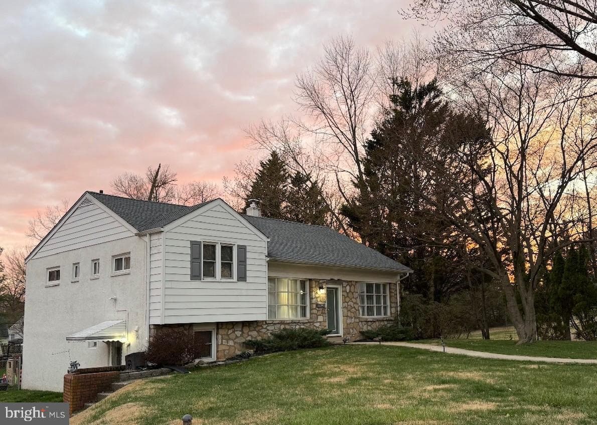 1724 Darland photo 38