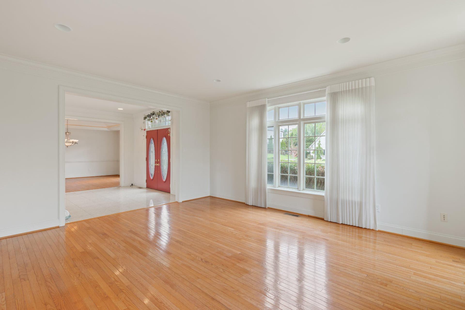 2205 Jefferson Lane photo 8