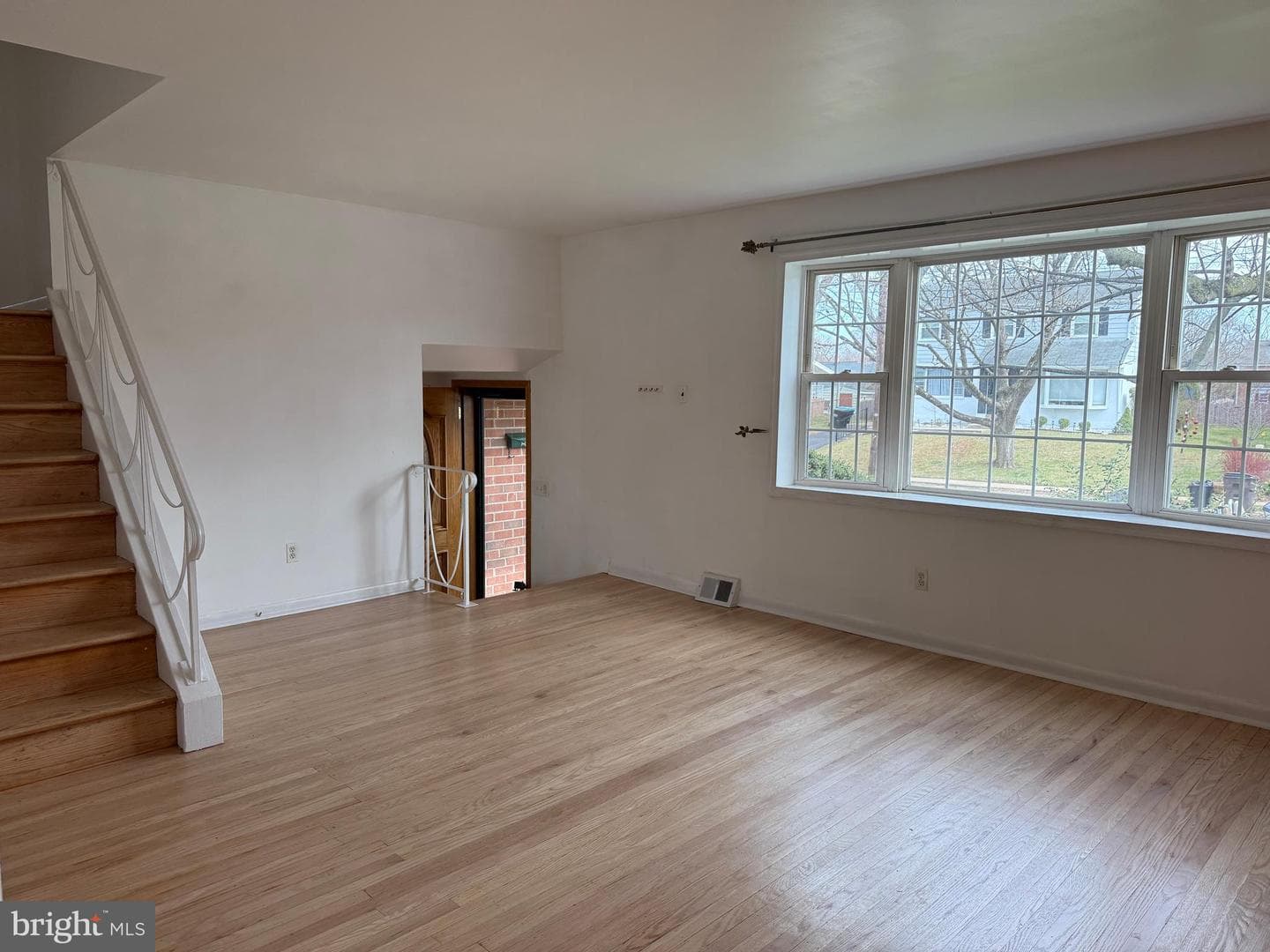 278 Roberts Drive photo 7