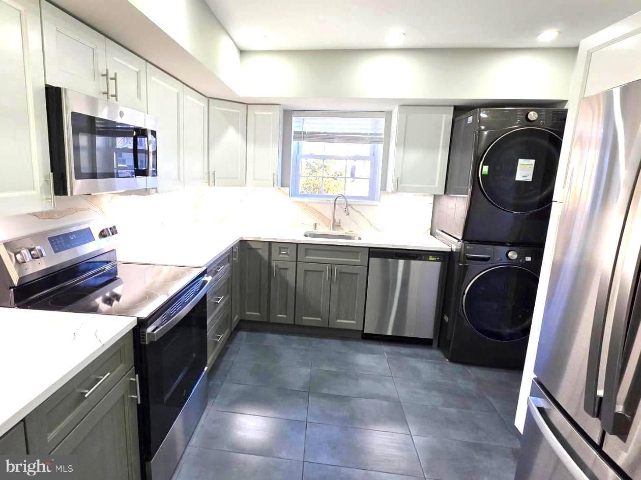 127 Hampstead Drive #127 photo 5