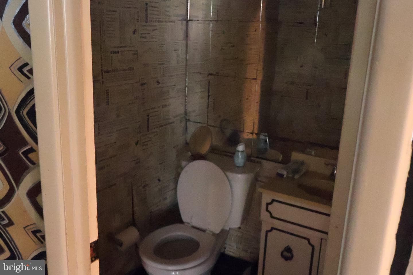 1456 Thornberry Road photo 4