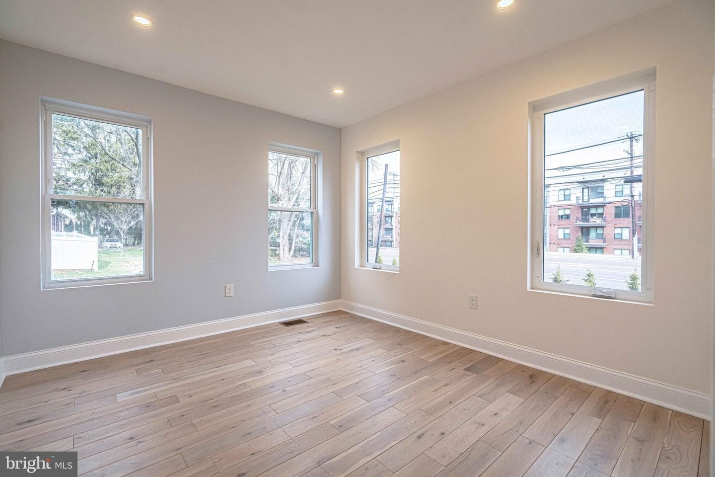 300 Witmer Road photo 22