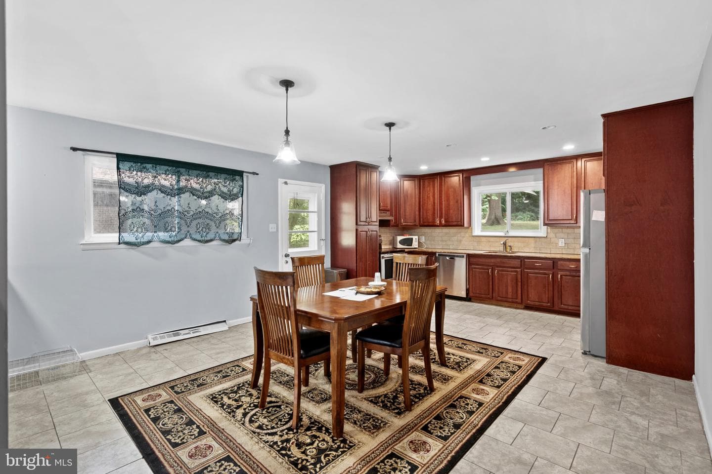 609 Foster Road photo 13
