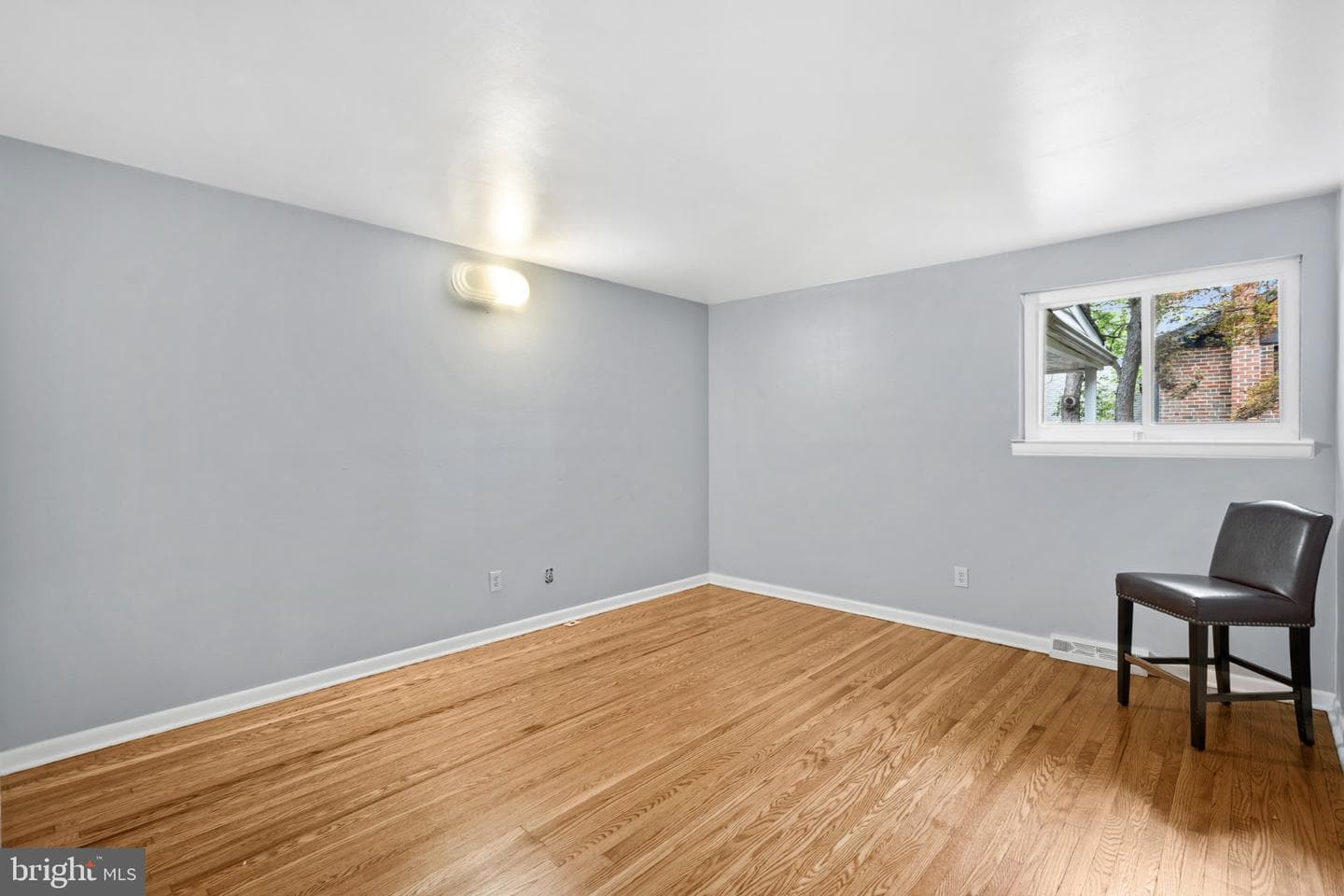609 Foster Road photo 30