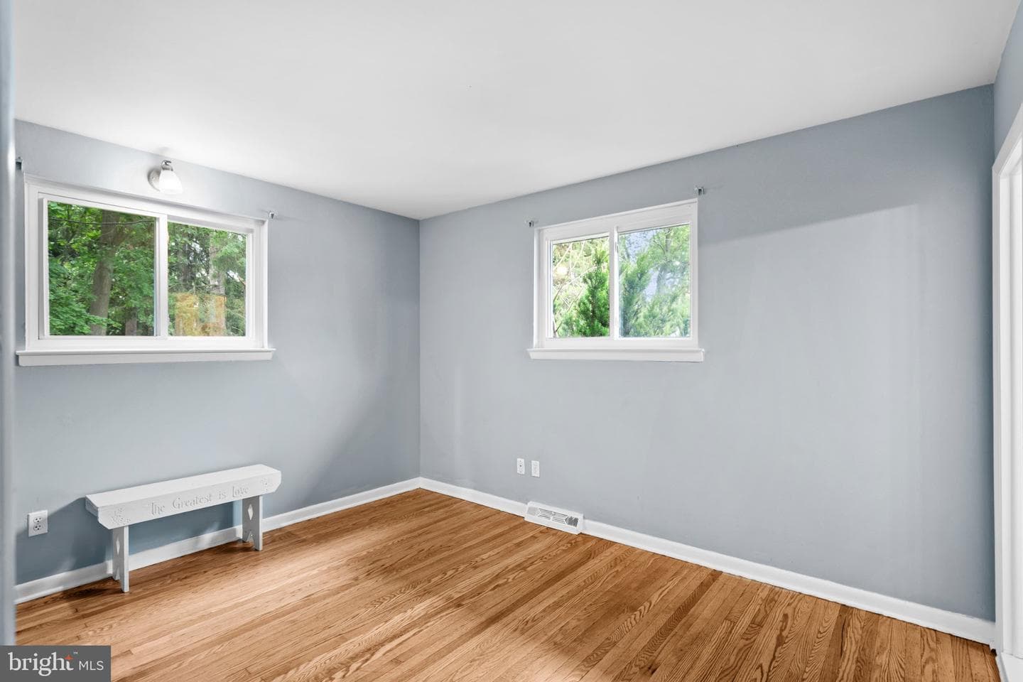 609 Foster Road photo 35