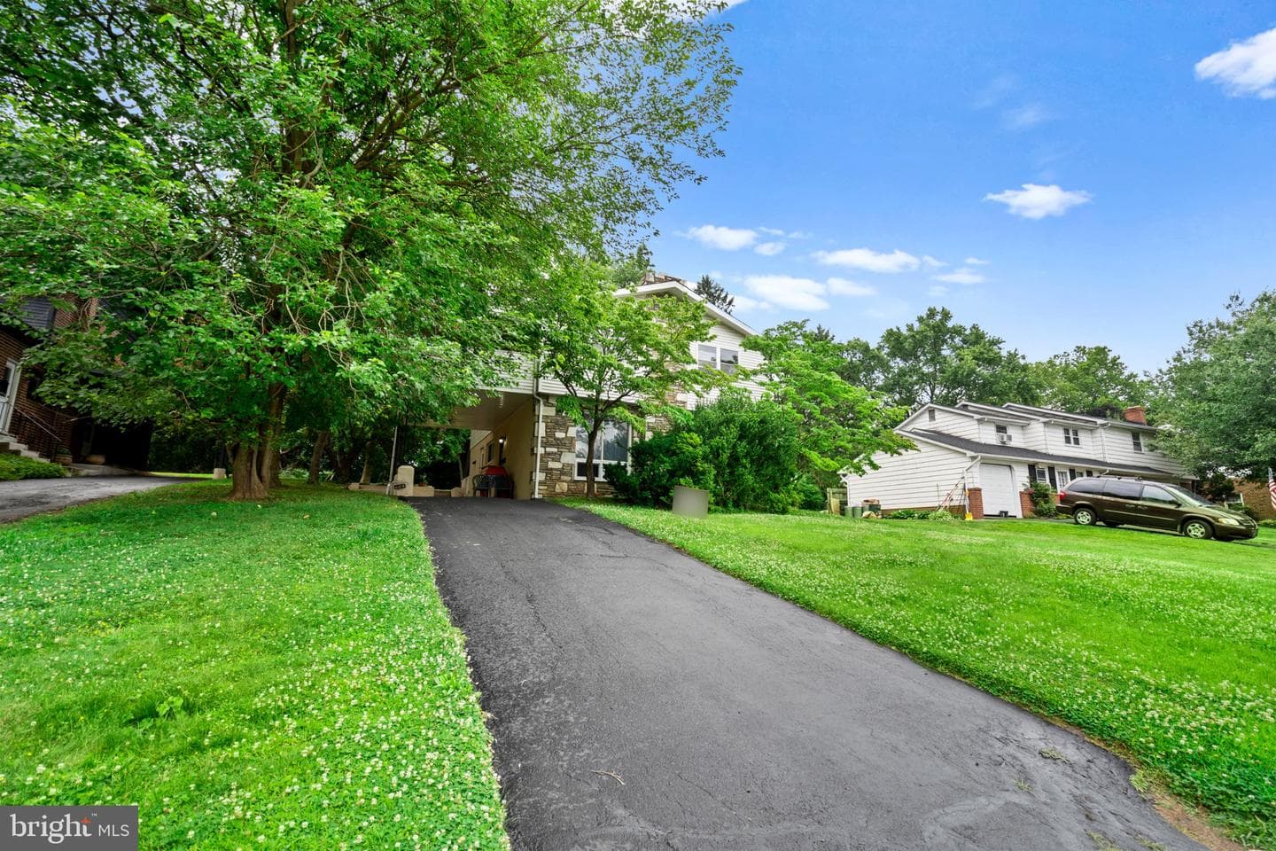 609 Foster Road photo 4