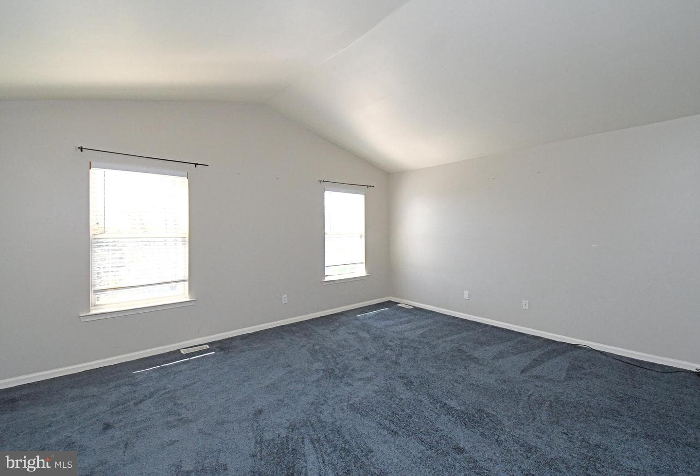 502 King Road photo 30