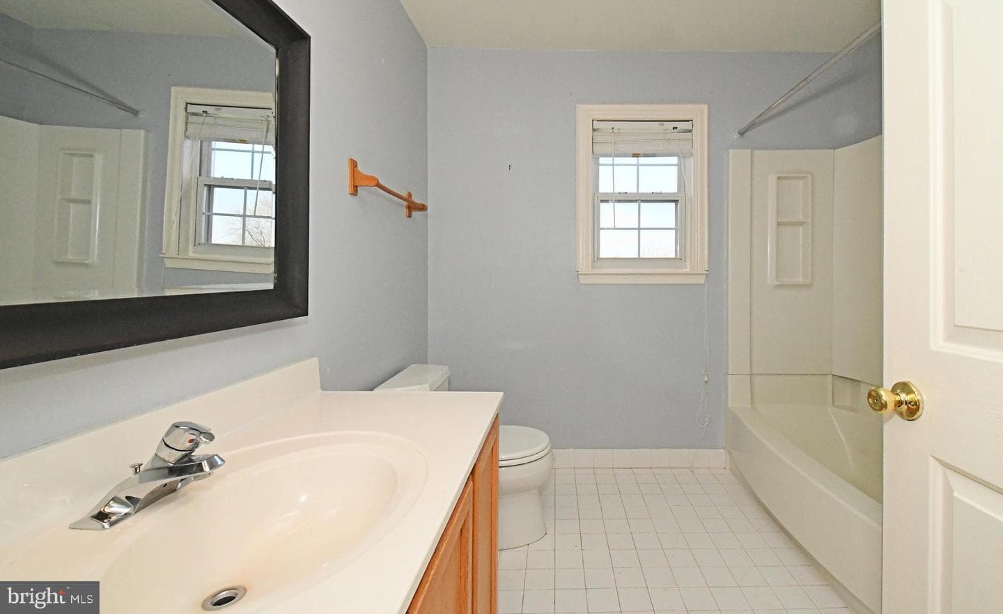 502 King Road photo 41