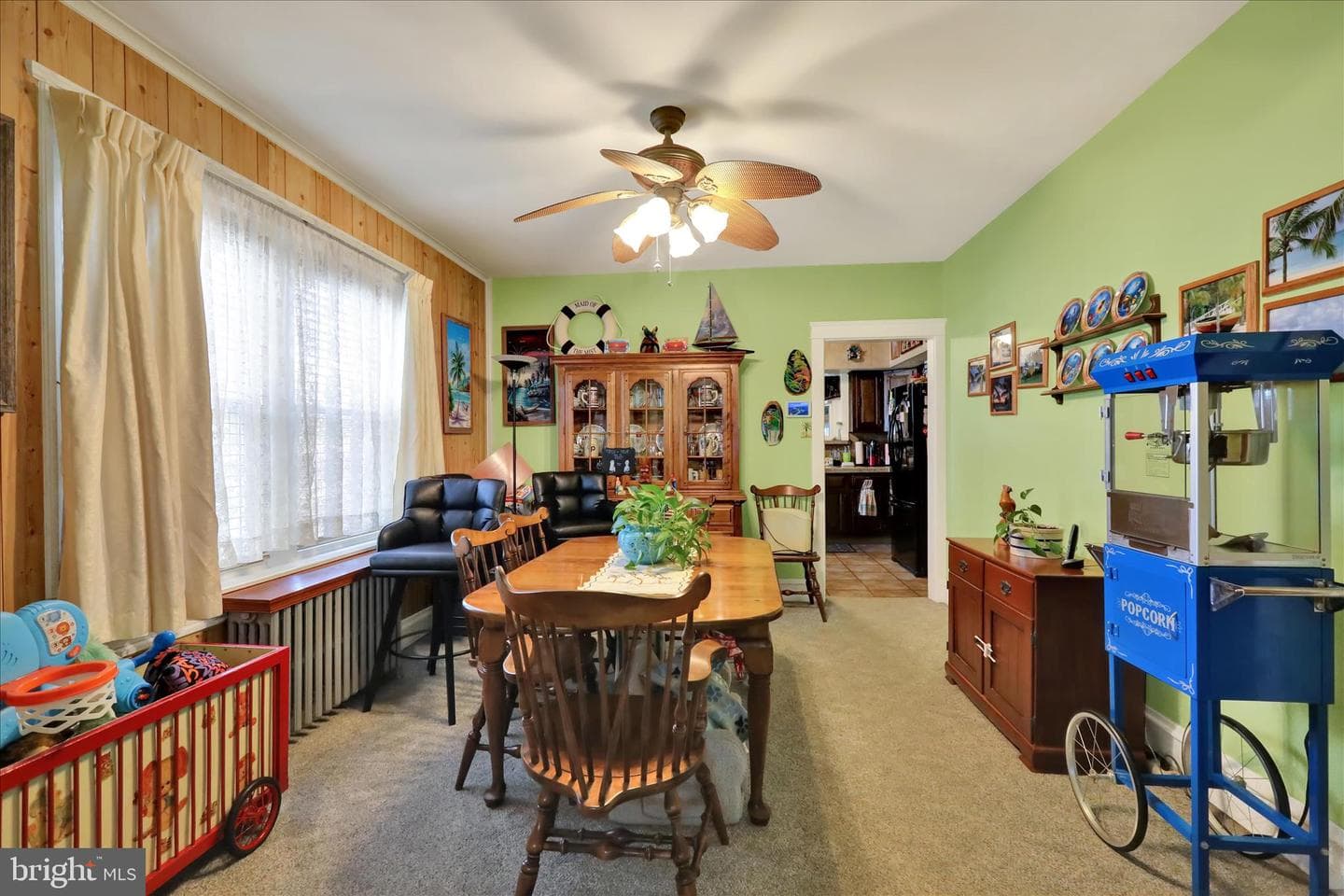 293 Diamond Street photo 14