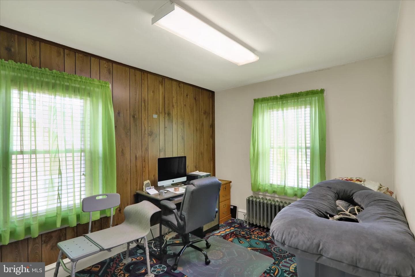 293 Diamond Street photo 27