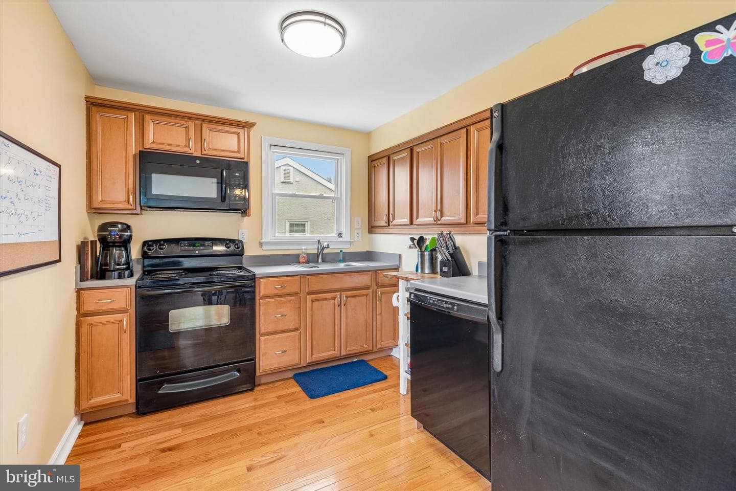 367 Windsor Avenue photo 8