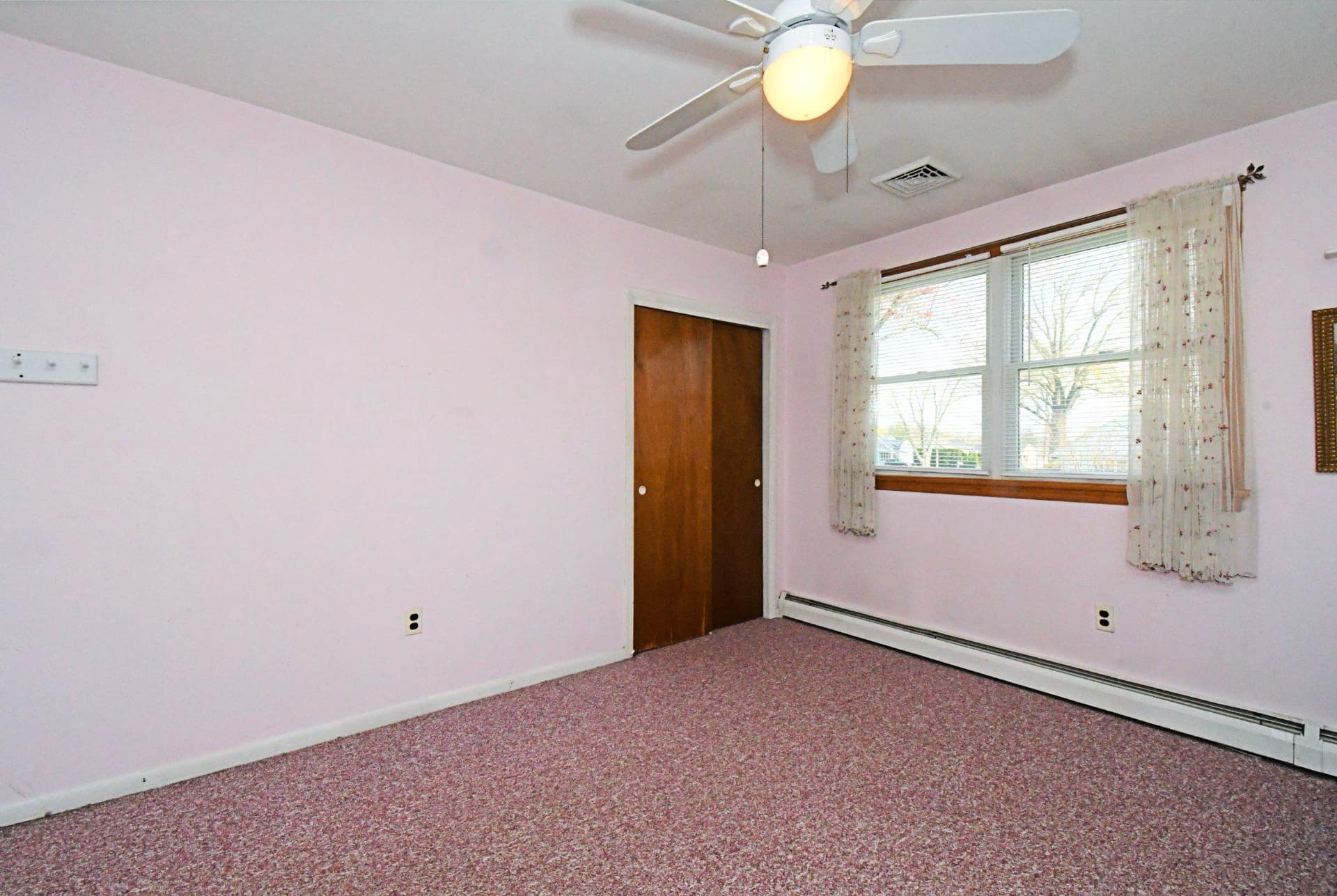 233 Broadway Avenue photo 28