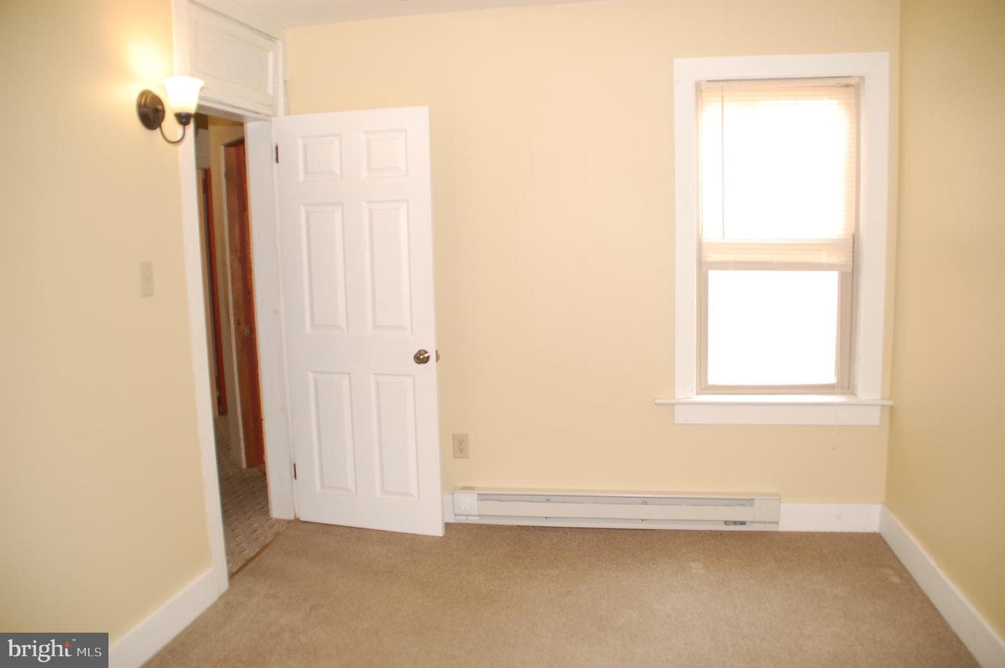 76 Hillside Avenue photo 16