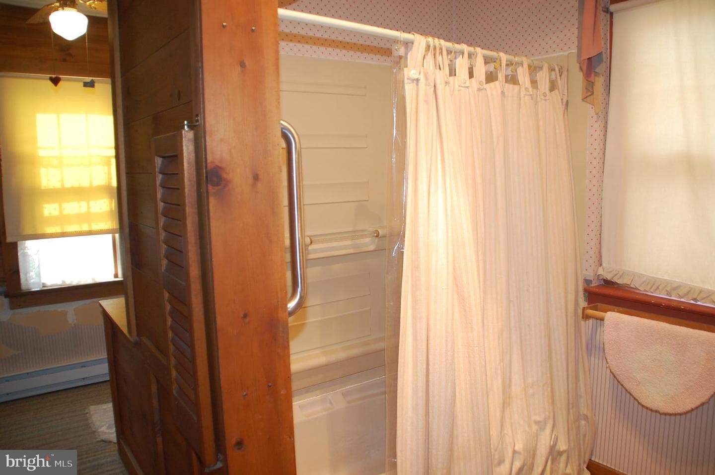 76 Hillside Avenue photo 18