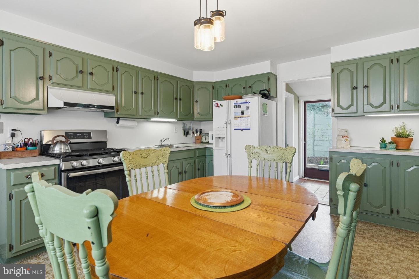 1268 Ashbourne Road photo 14