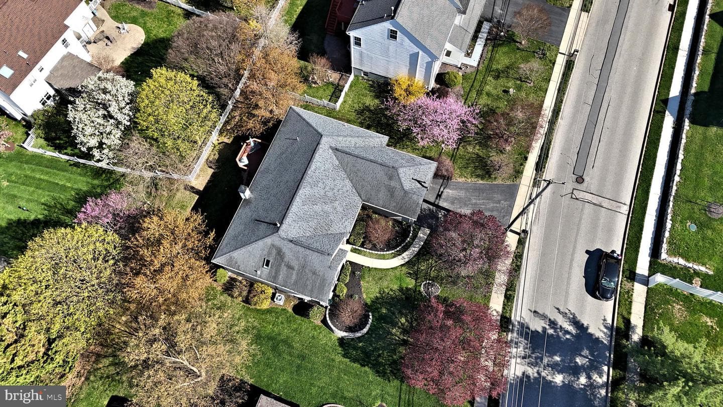 394 Anderson Road photo 48