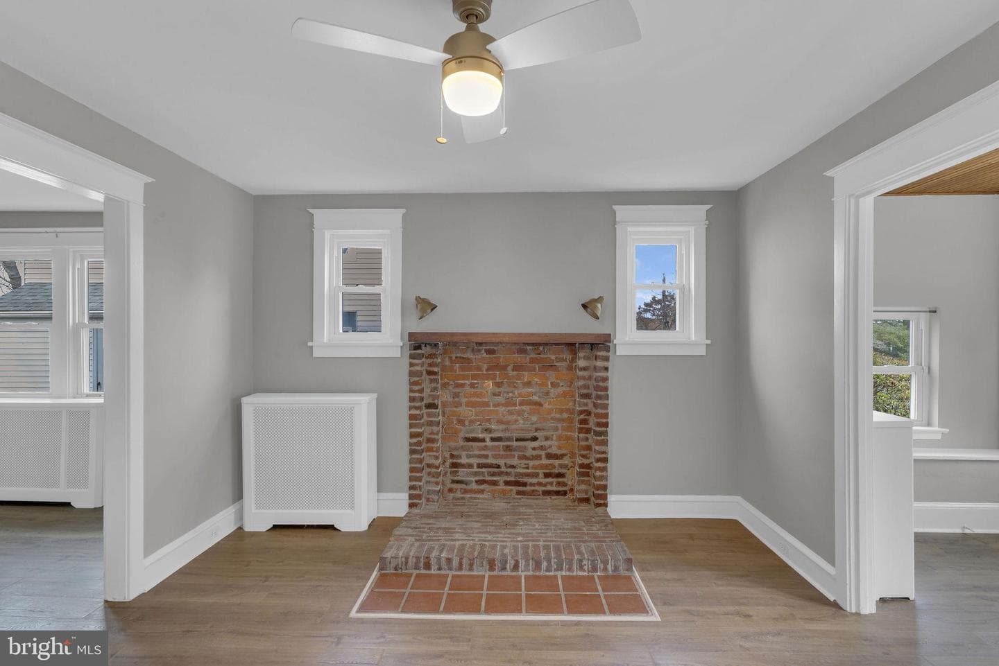 17 E Waverly Road photo 7