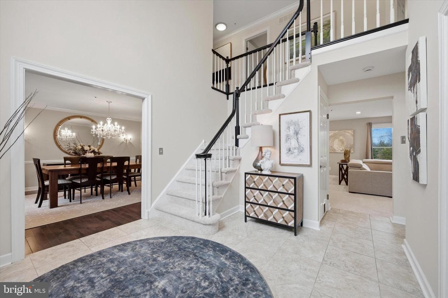 352 Sentry Lane photo 3