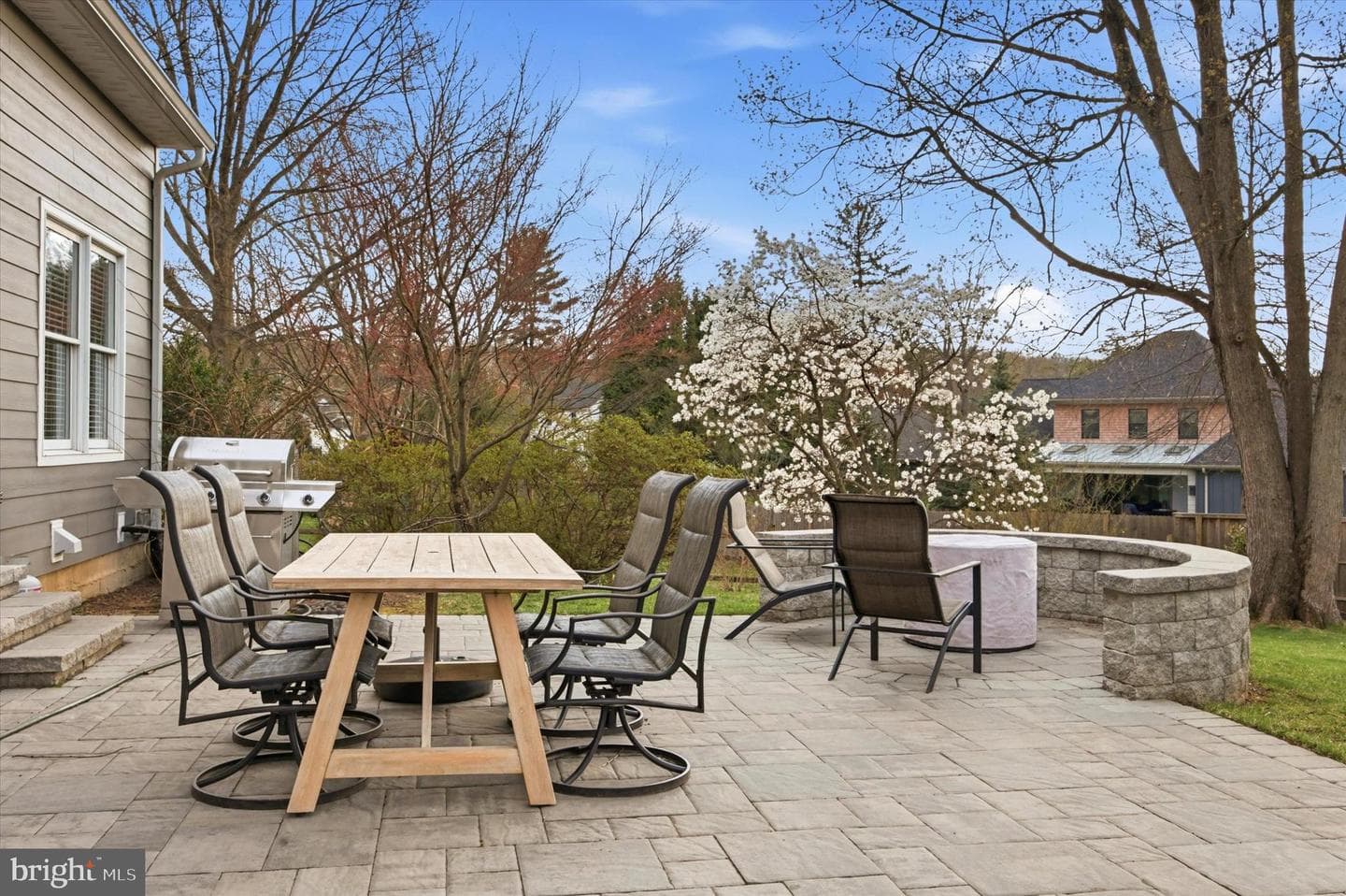 352 Sentry Lane photo 32