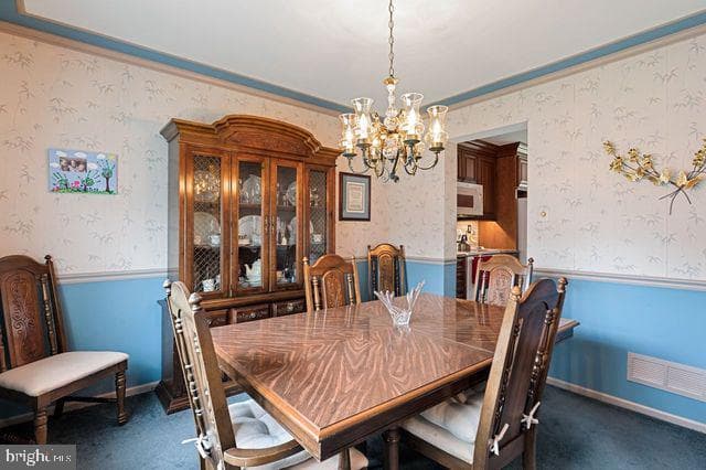 1120 Angus Circle photo 6