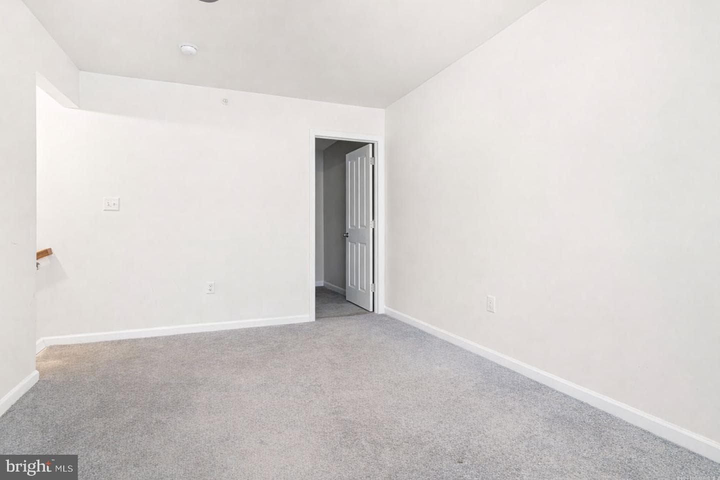 303 Ross Court photo 22