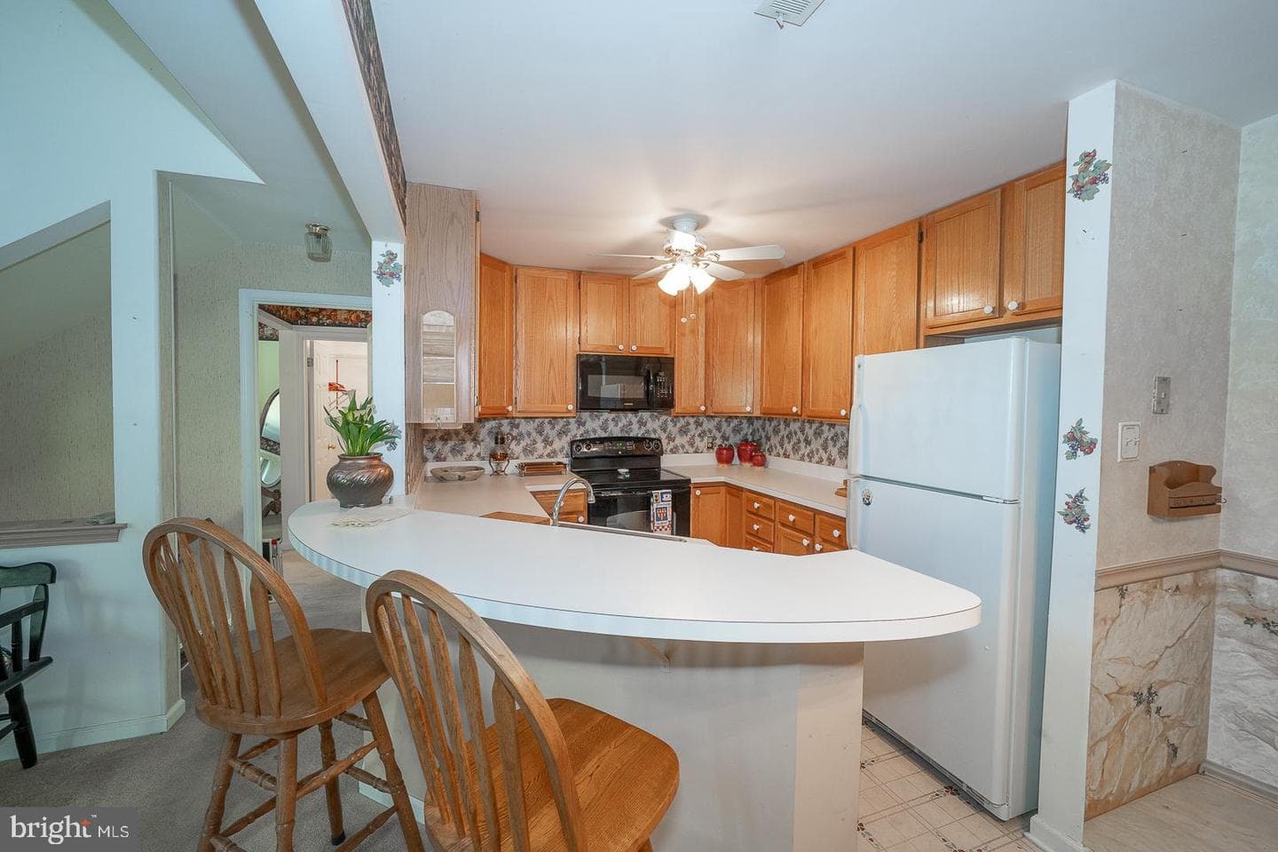 2404 Foxmeadow Circle photo 6
