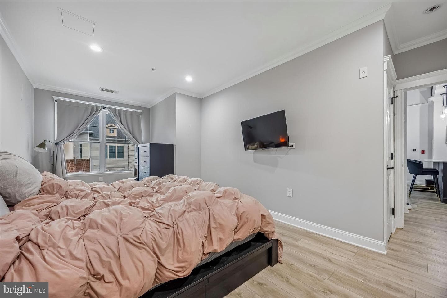 200 W Elm Street #1428 photo 11