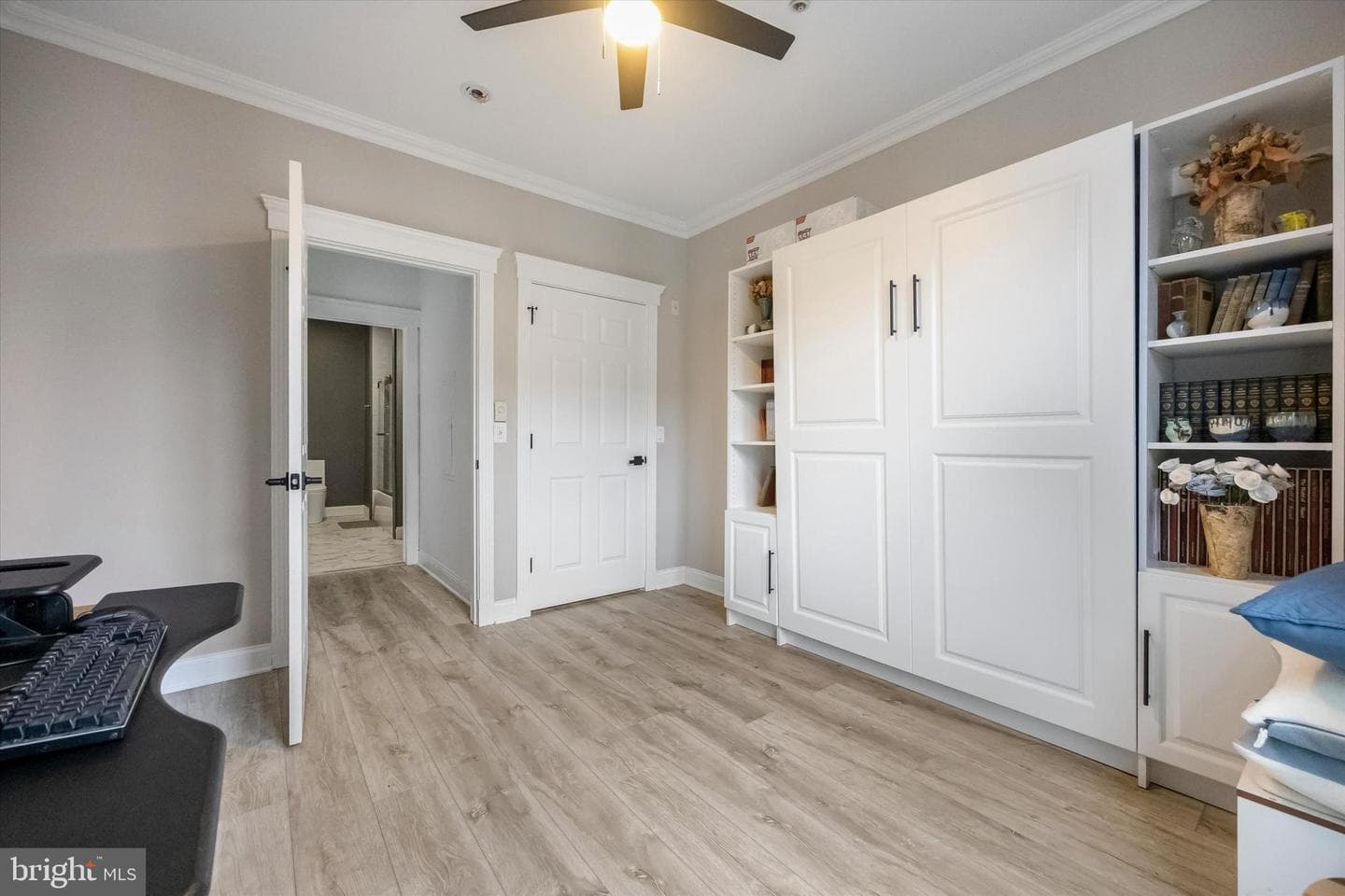 200 W Elm Street #1428 photo 17