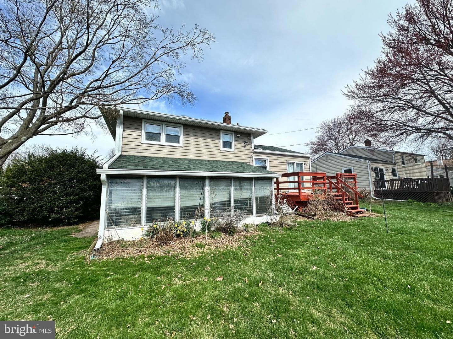 545 Poplar Street photo 2